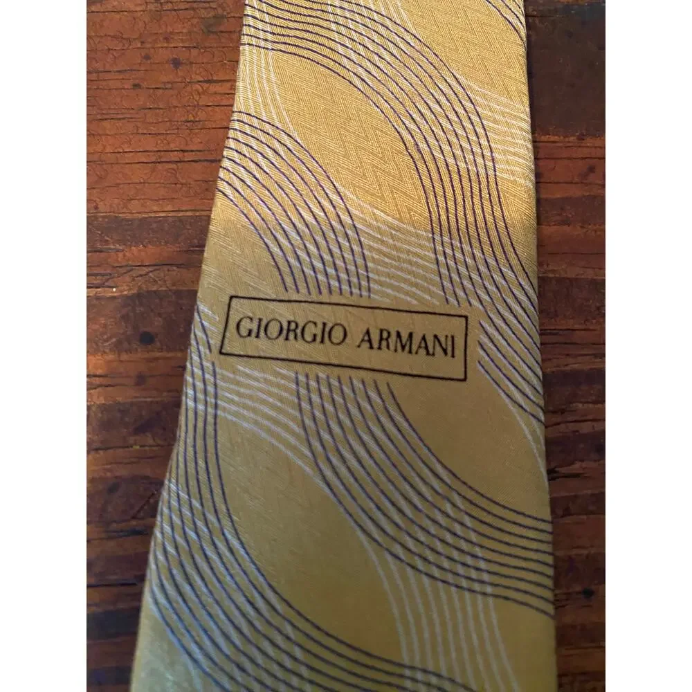 Vintage Giorgio Armani Silk Neck Tie Gold Purple‎ Abstract Italy Designer